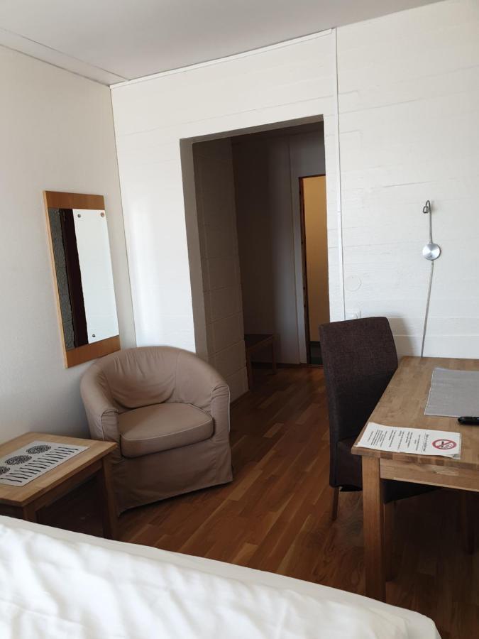 Mehamn Arctic Hotel Bagian luar foto