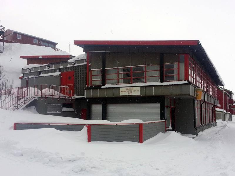Mehamn Arctic Hotel Bagian luar foto